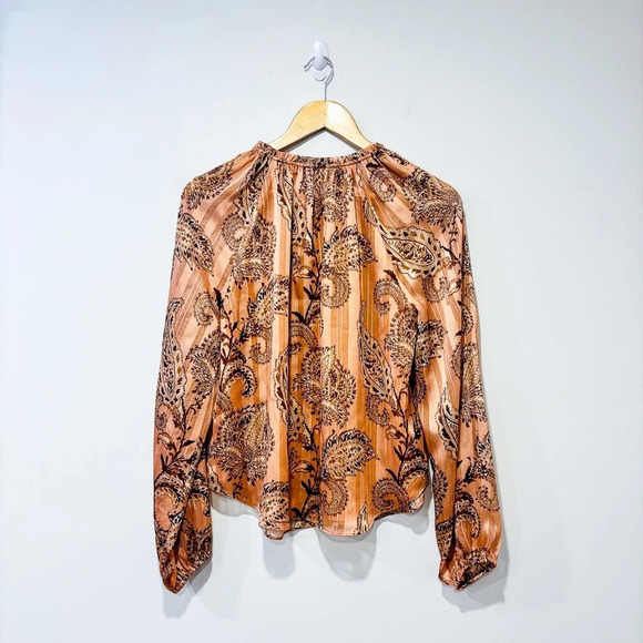 MELANIE LYNE Beige floral &  shimmering blouse - Picture 8 of 8